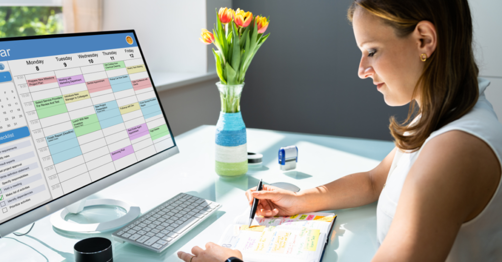Tips for balancing travel and remote work by planning around job responsibilities.
