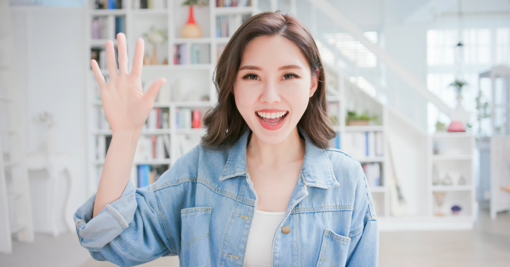 Crafting a professional self-introduction tailored for client interviews in the healthcare field.