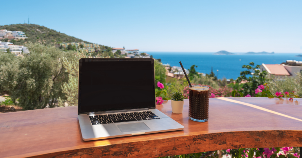 Describes the flexibility that comes with working as a virtual assistant, allowing control over schedules and workload.